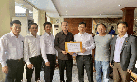 老挝官鑫国际集团向房建管理科第三次大会提供赞助